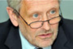 Leicester mayor Sir Peter Soulsby accused of neglecting city's outer estates